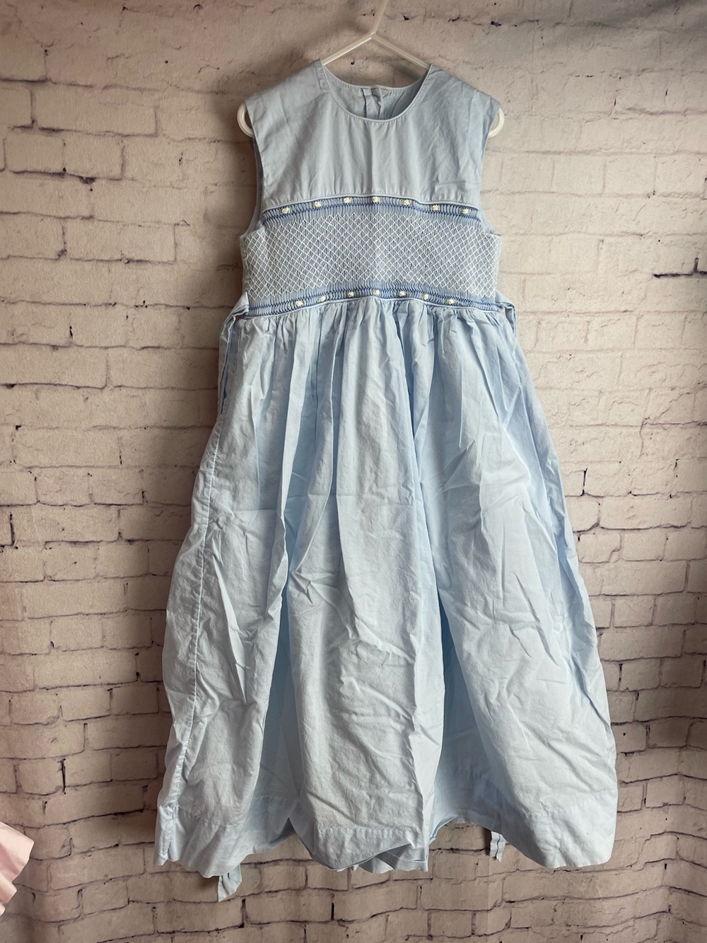 Strasburg girls size 8 light blue smocked sleeveless dress